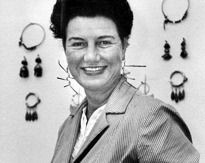 Peggy Guggenheim by Frank Scherschel, 1953.jpg