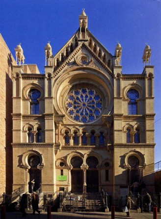 NYC_Landmark_Eldridge_Street_Synagogue_.jpg