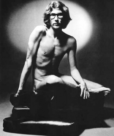 yves-saint-laurent-nude.jpg