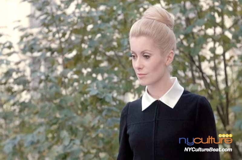 catherine-deneuve_belle-de-jour_black-dress-outside-fantasy_www_lylybye_blogspot_com.jpg